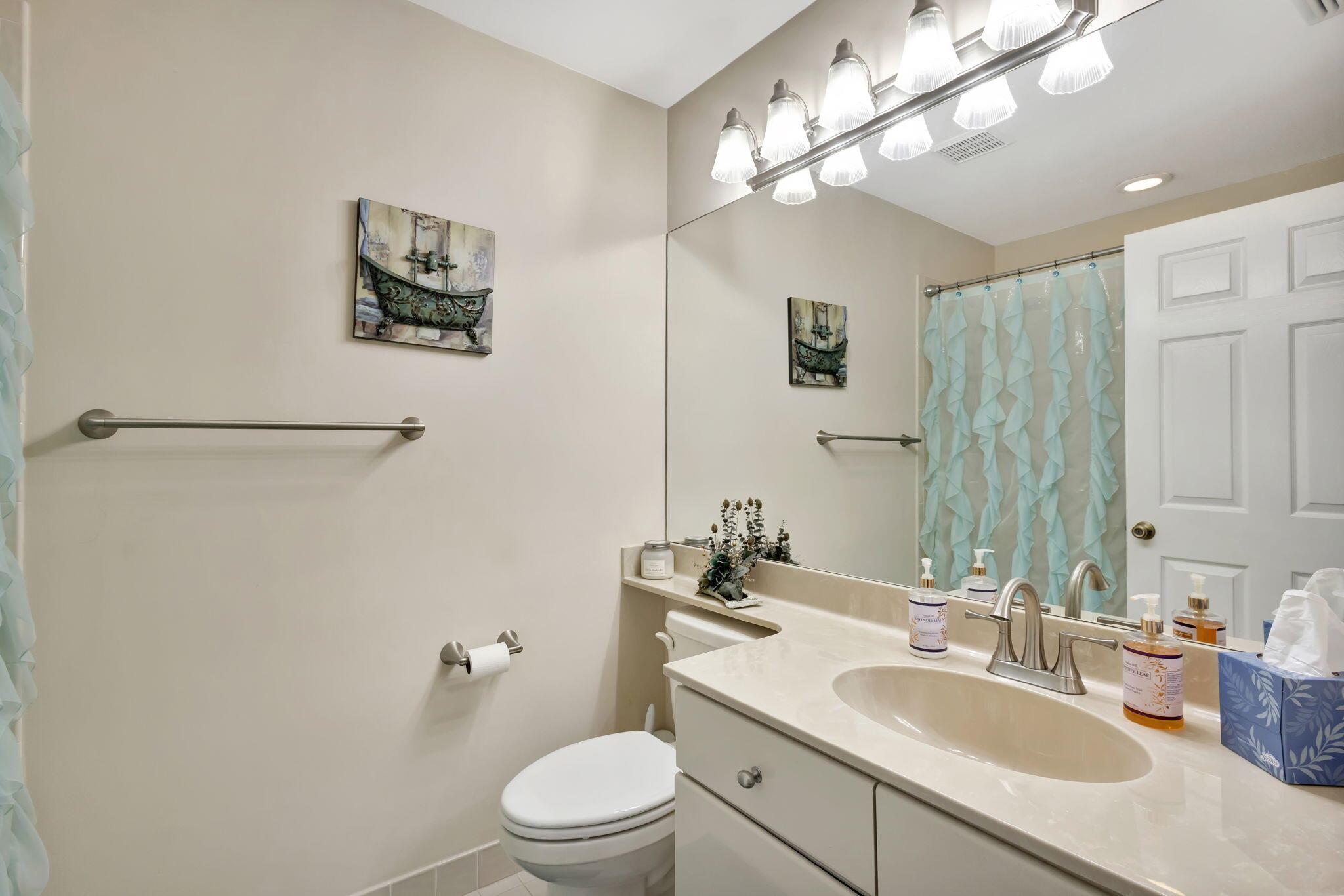 CHARTER CLUB AT MARTIN DO - Residential