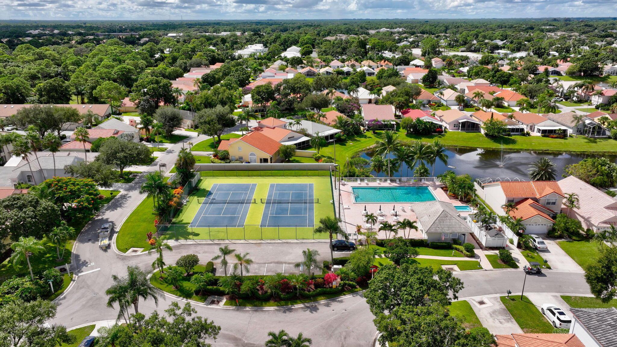 CHARTER CLUB AT MARTIN DO - Residential
