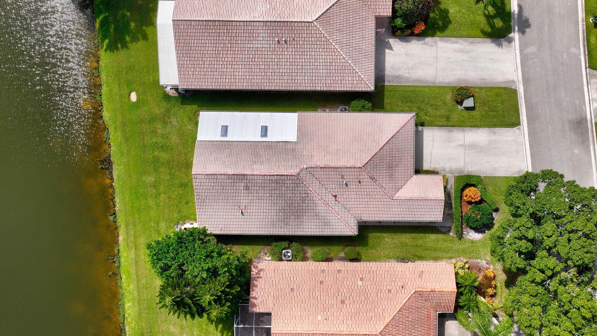 CHARTER CLUB AT MARTIN DO - Residential