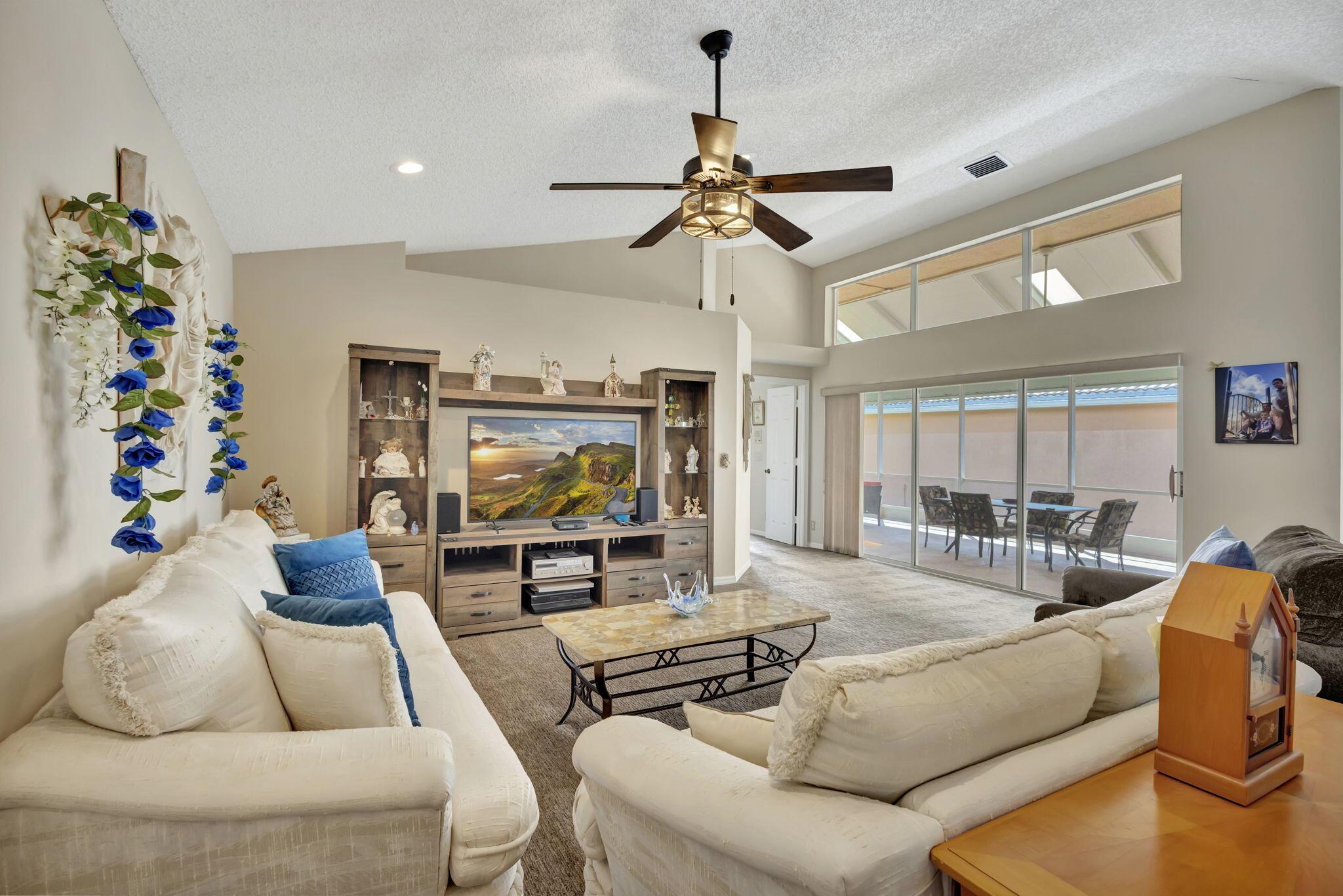 CHARTER CLUB AT MARTIN DO - Residential
