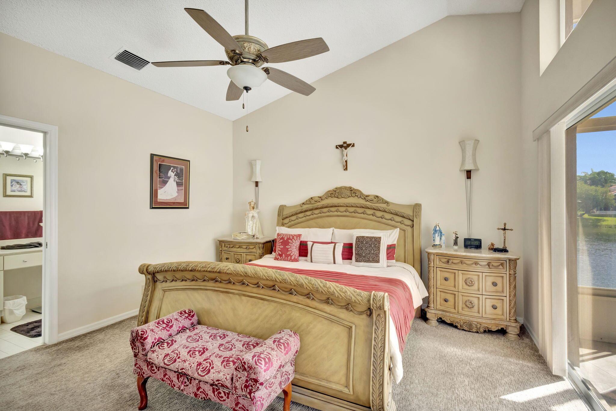 CHARTER CLUB AT MARTIN DO - Residential