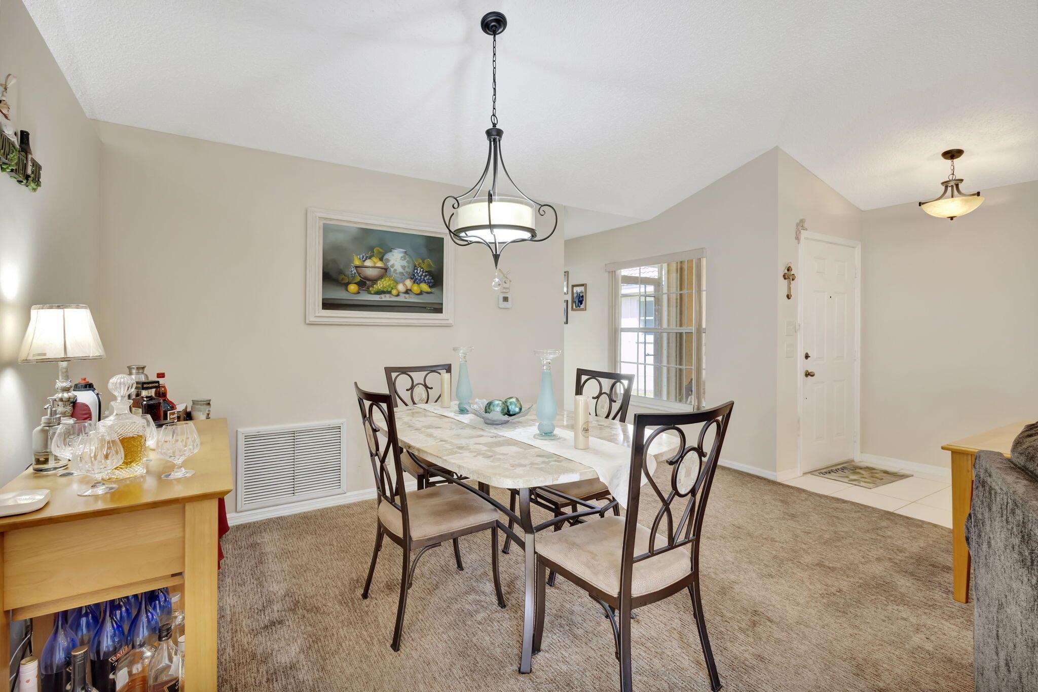 CHARTER CLUB AT MARTIN DO - Residential
