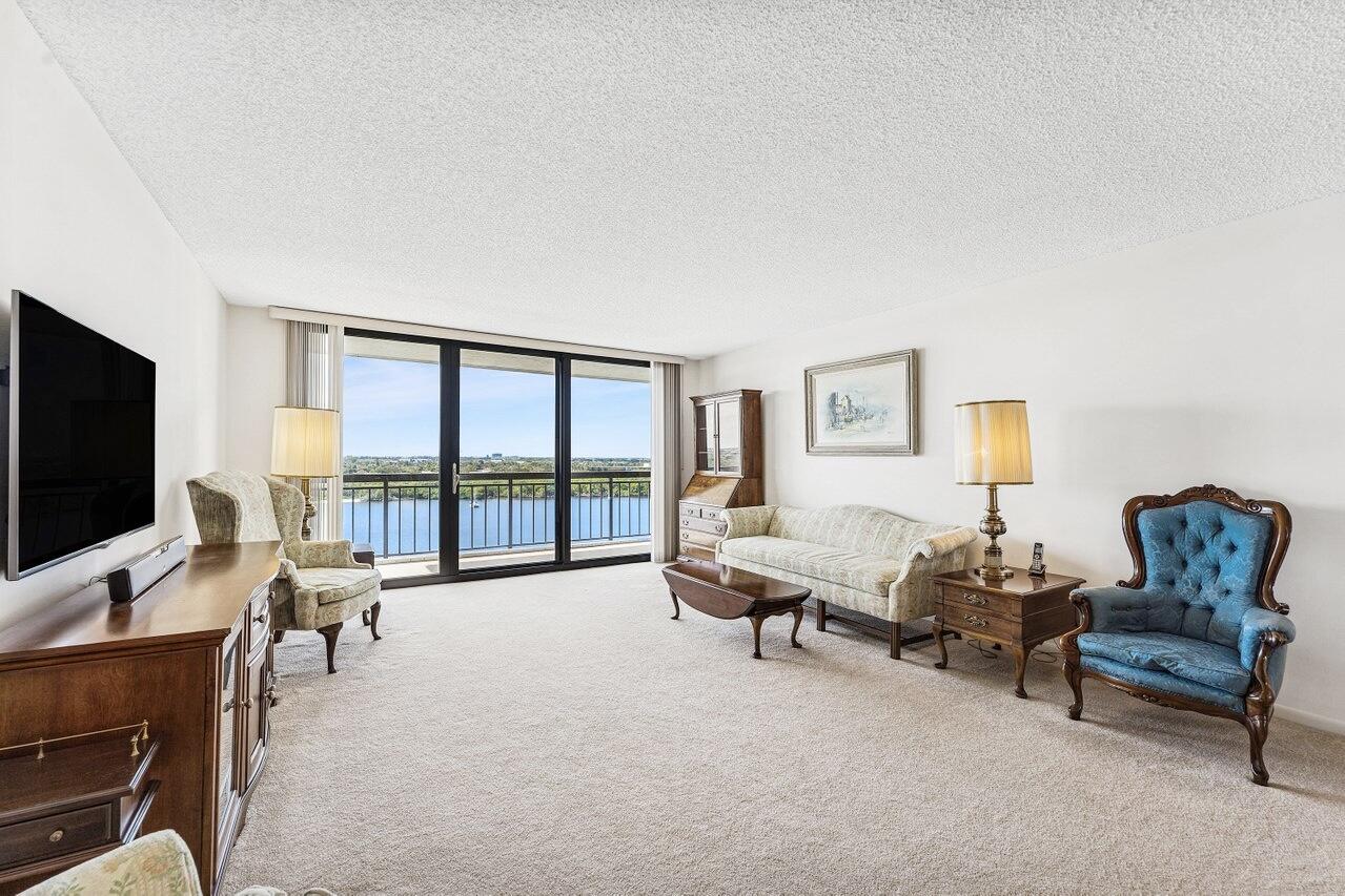 2003 N Ocean Boulevard 1004