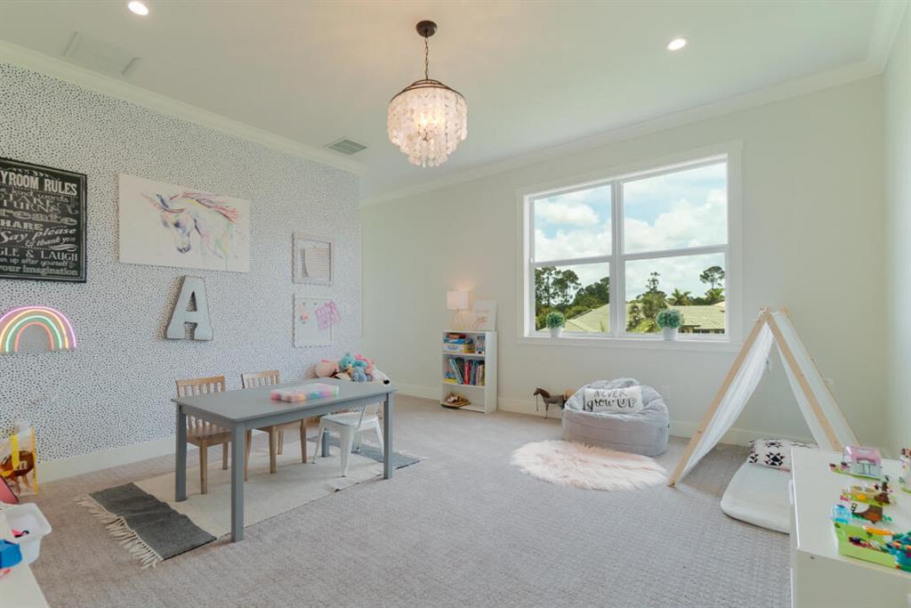 PADDOCK PARK 1 OF WELLING - Residential