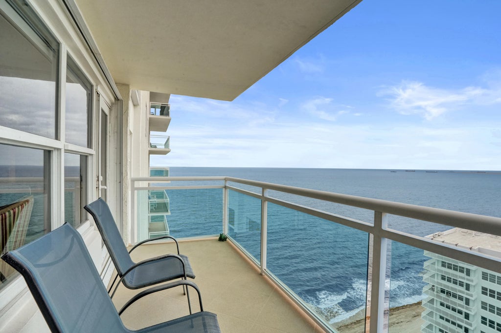 Photo of 3900 Galt Ocean Drive #2602, Fort Lauderdale, FL 33308 (MLS # B26039745)