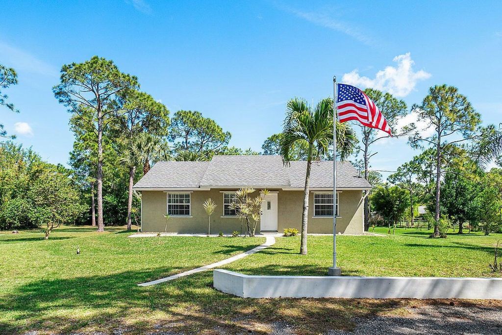 Photo of 16676 130th Avenue N, Jupiter, FL 33478 (MLS # B26032667)