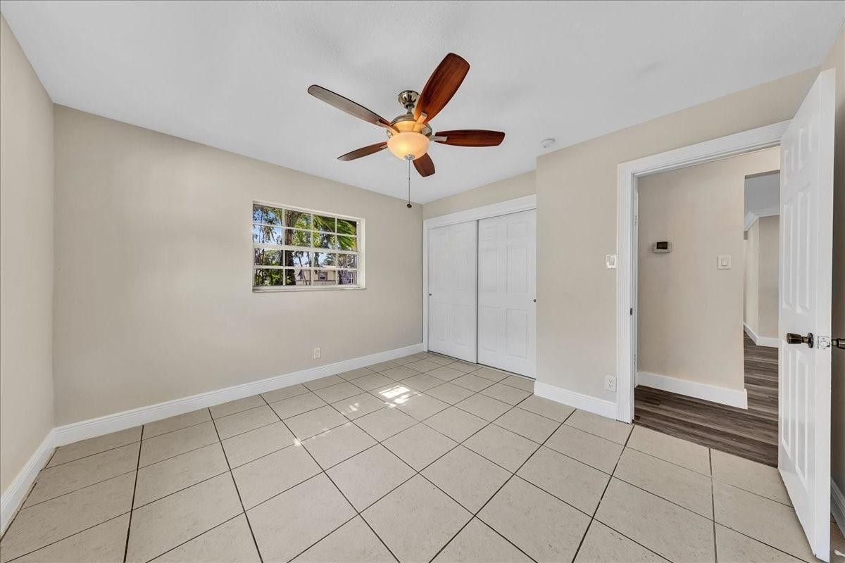 Oriole-Margate Sec 4 78-2 - Residential