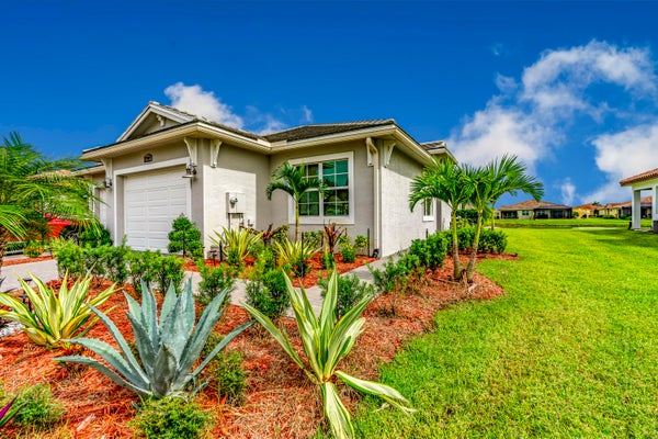 27099 SW VITERBO WAY, PORT SAINT LUCIE, FL 34986 - Image bda6bd47a516b9871328f287c67fba57/712566593