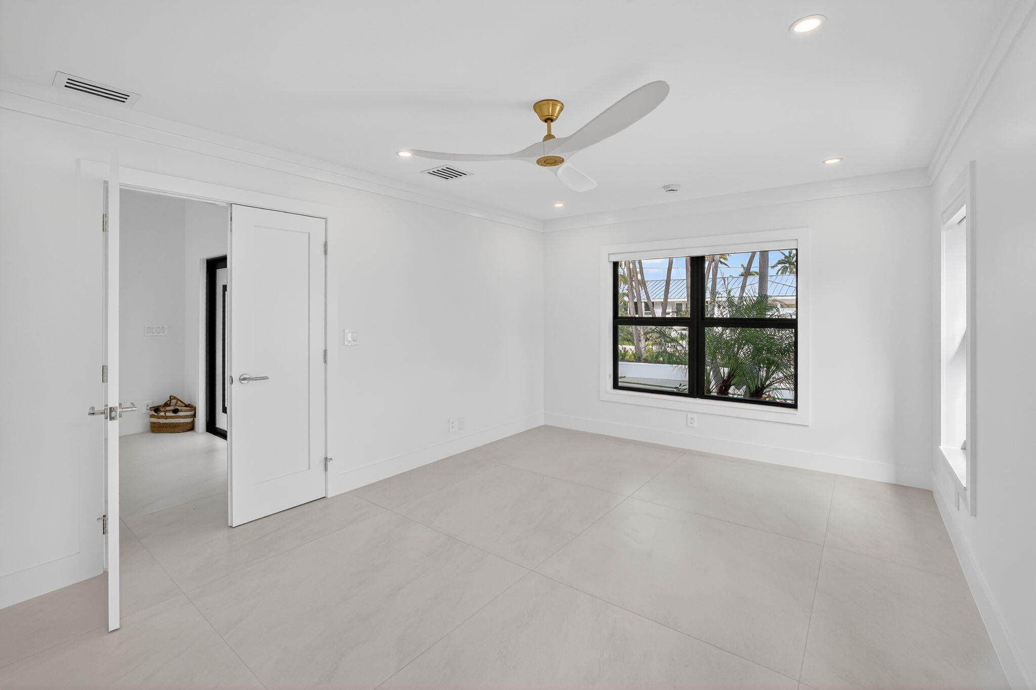 BERMUDA-RIVIERA SUB OF GALT - Residential