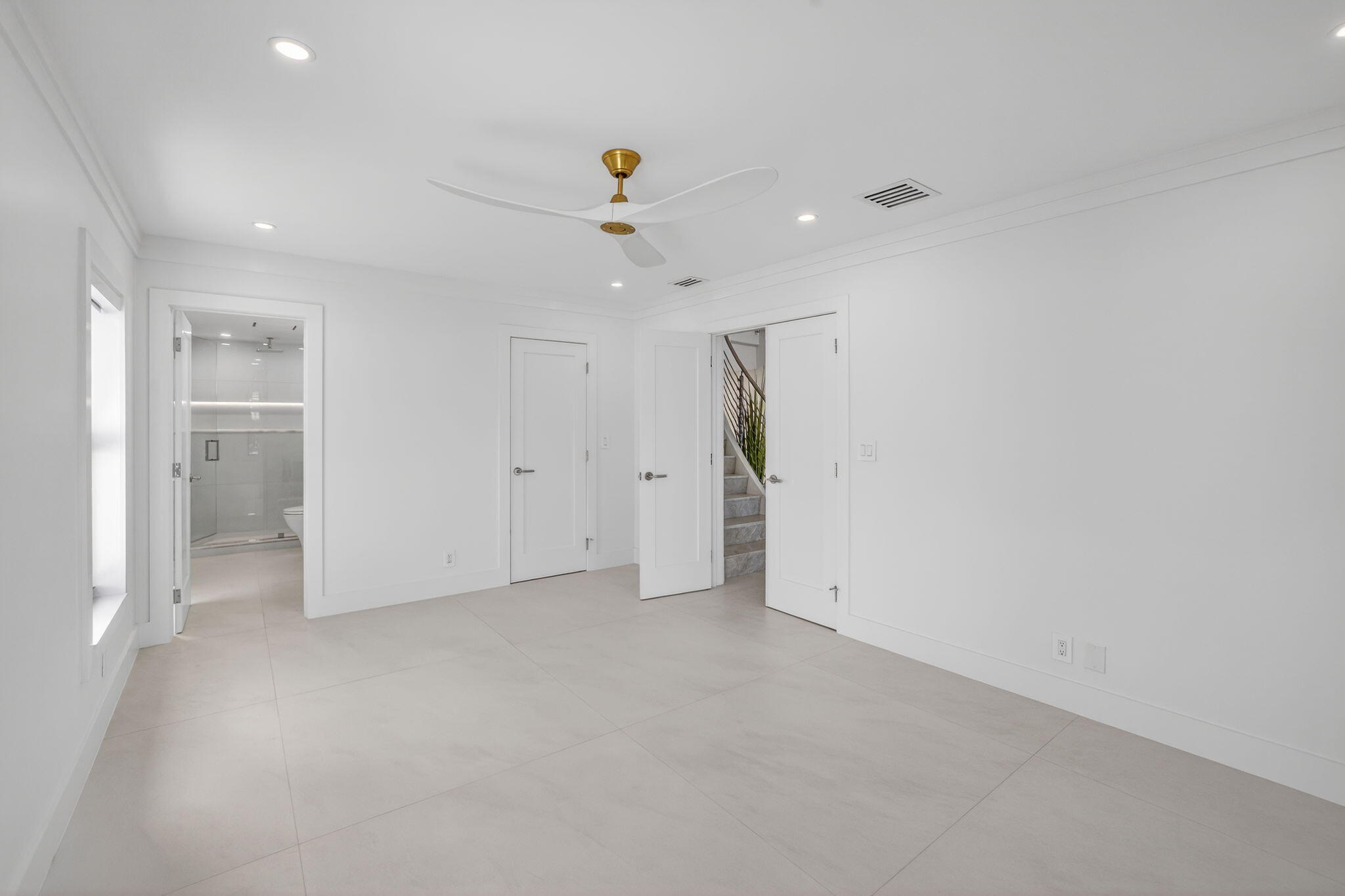 BERMUDA-RIVIERA SUB OF GALT - Residential