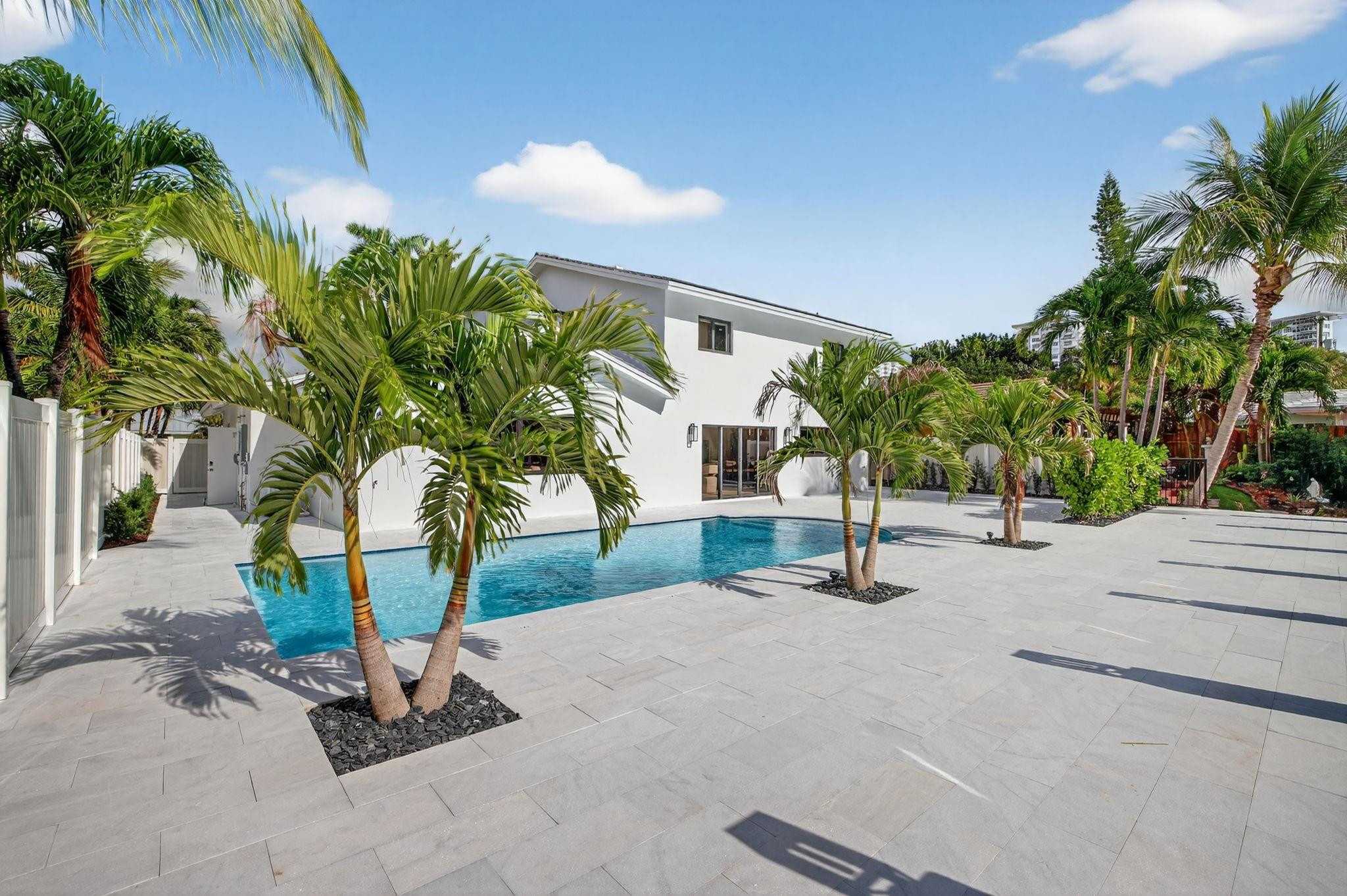 BERMUDA-RIVIERA SUB OF GALT - Residential