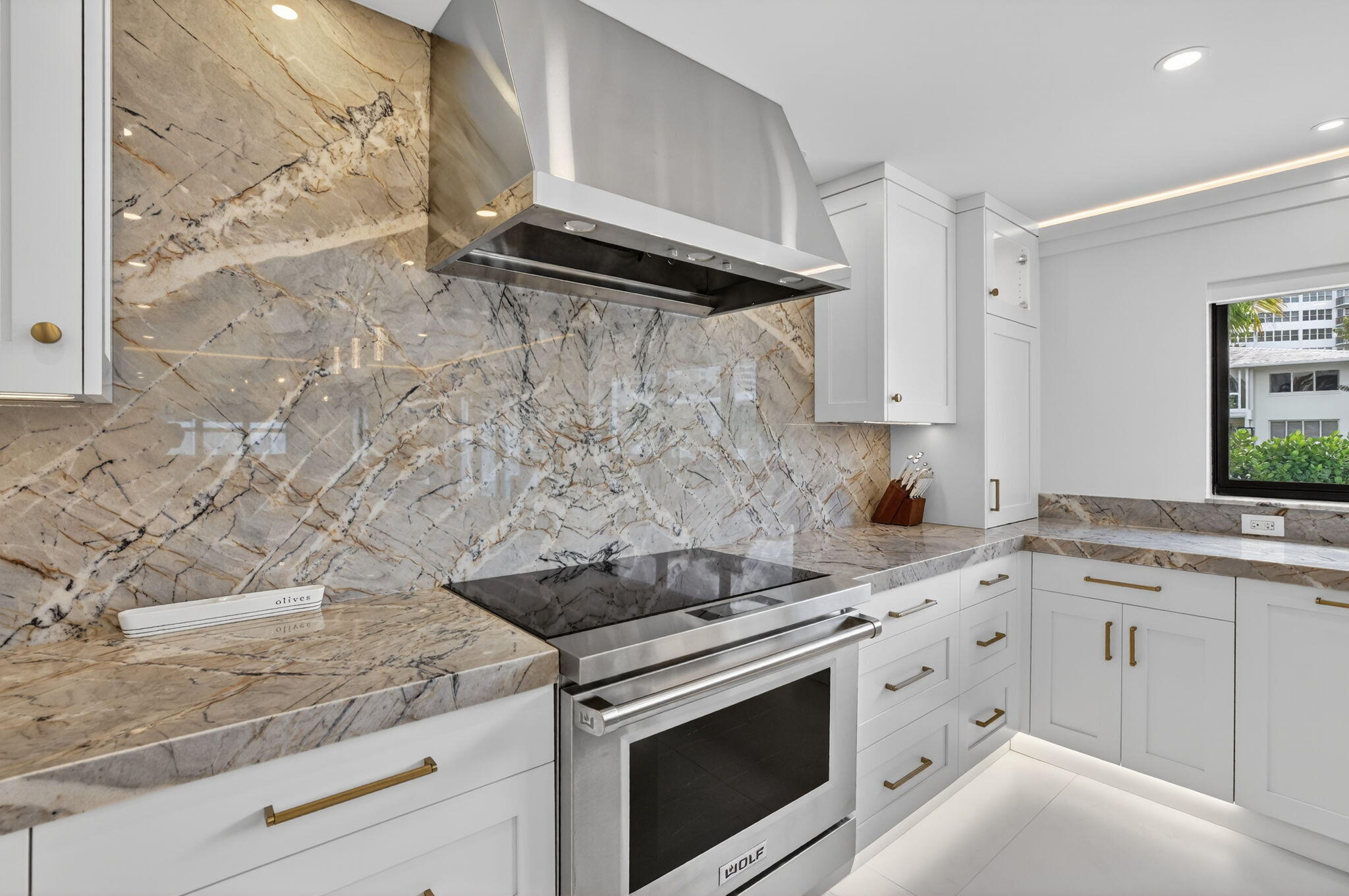 BERMUDA-RIVIERA SUB OF GALT - Residential
