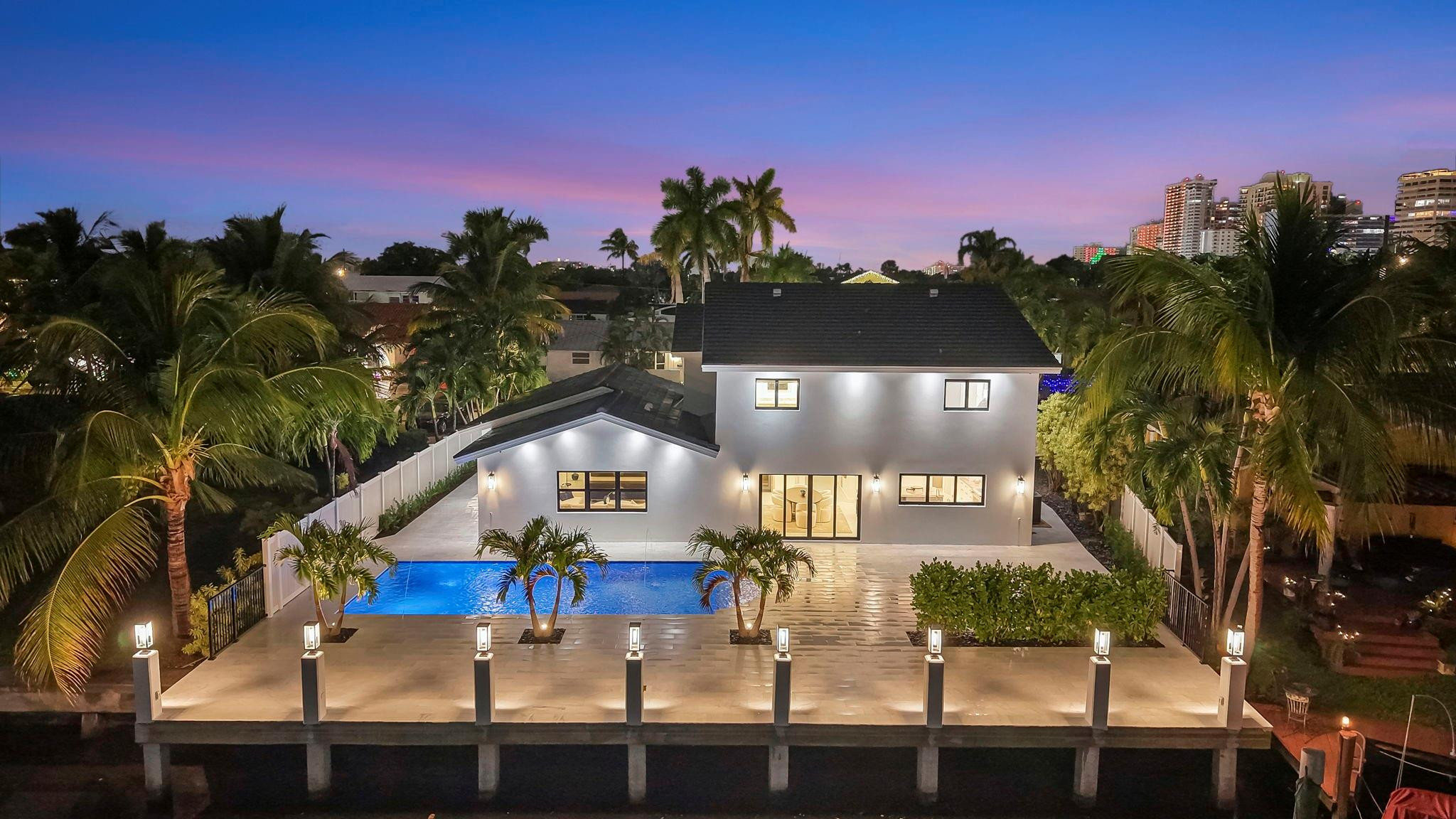 BERMUDA-RIVIERA SUB OF GALT - Residential