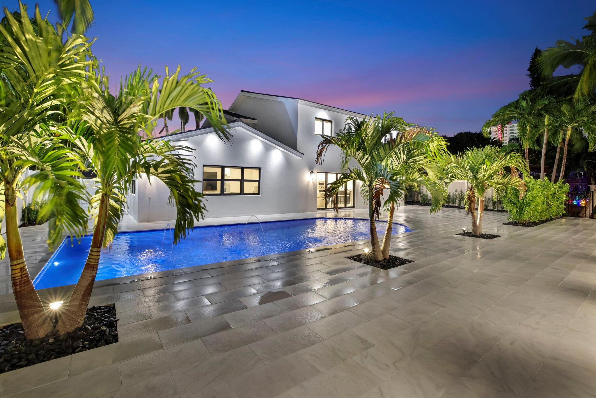 BERMUDA-RIVIERA SUB OF GALT - Residential