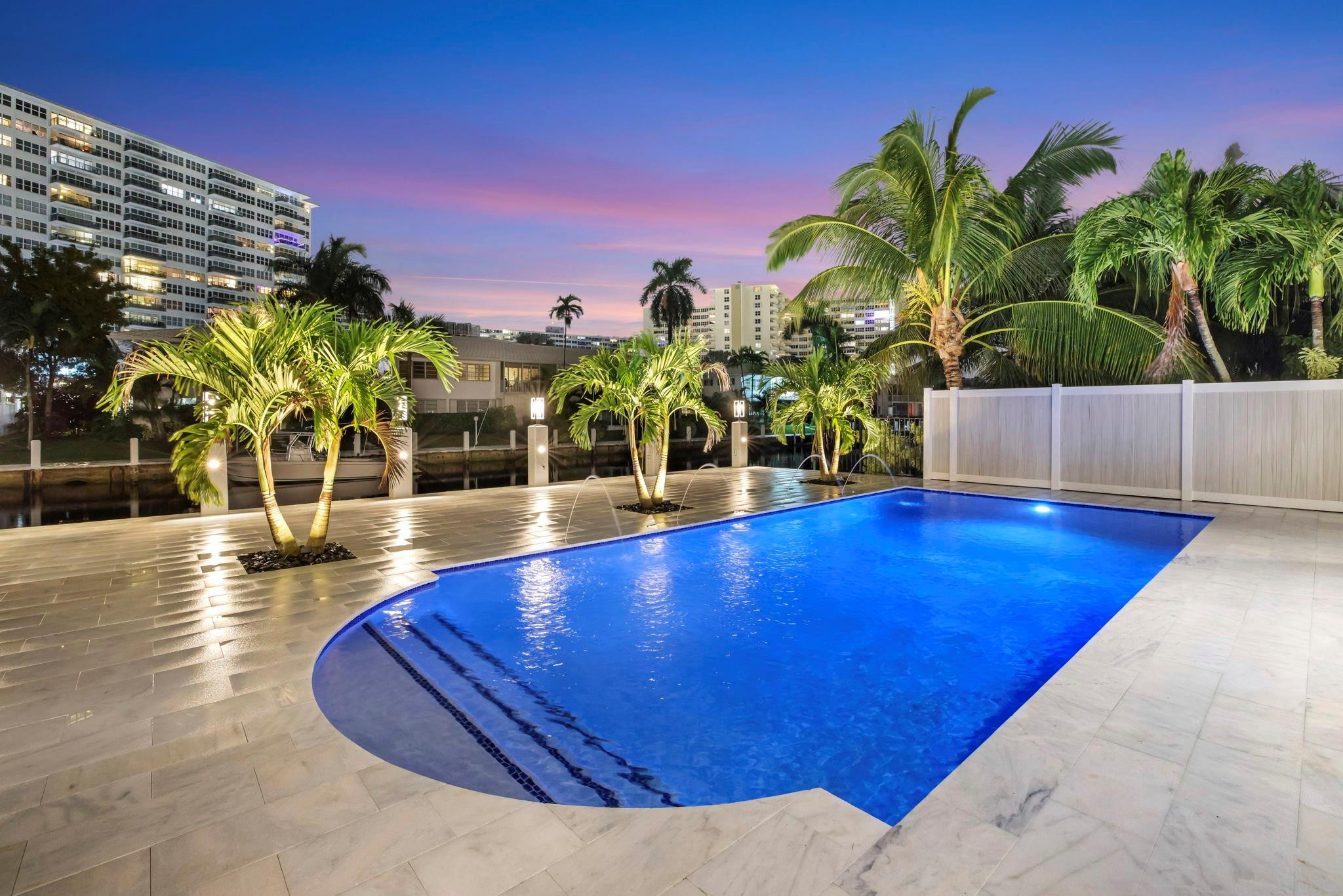 BERMUDA-RIVIERA SUB OF GALT - Residential