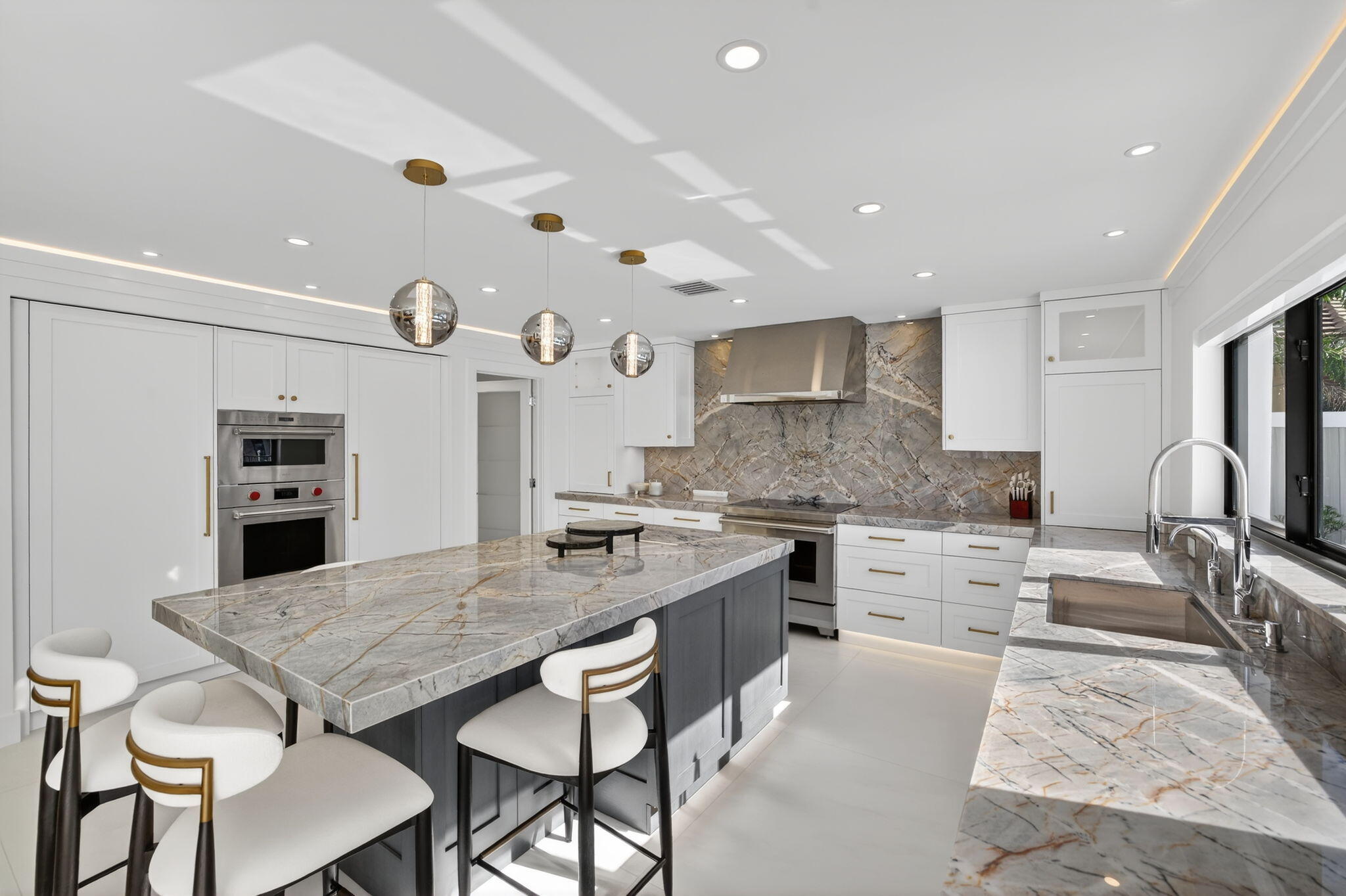 BERMUDA-RIVIERA SUB OF GALT - Residential