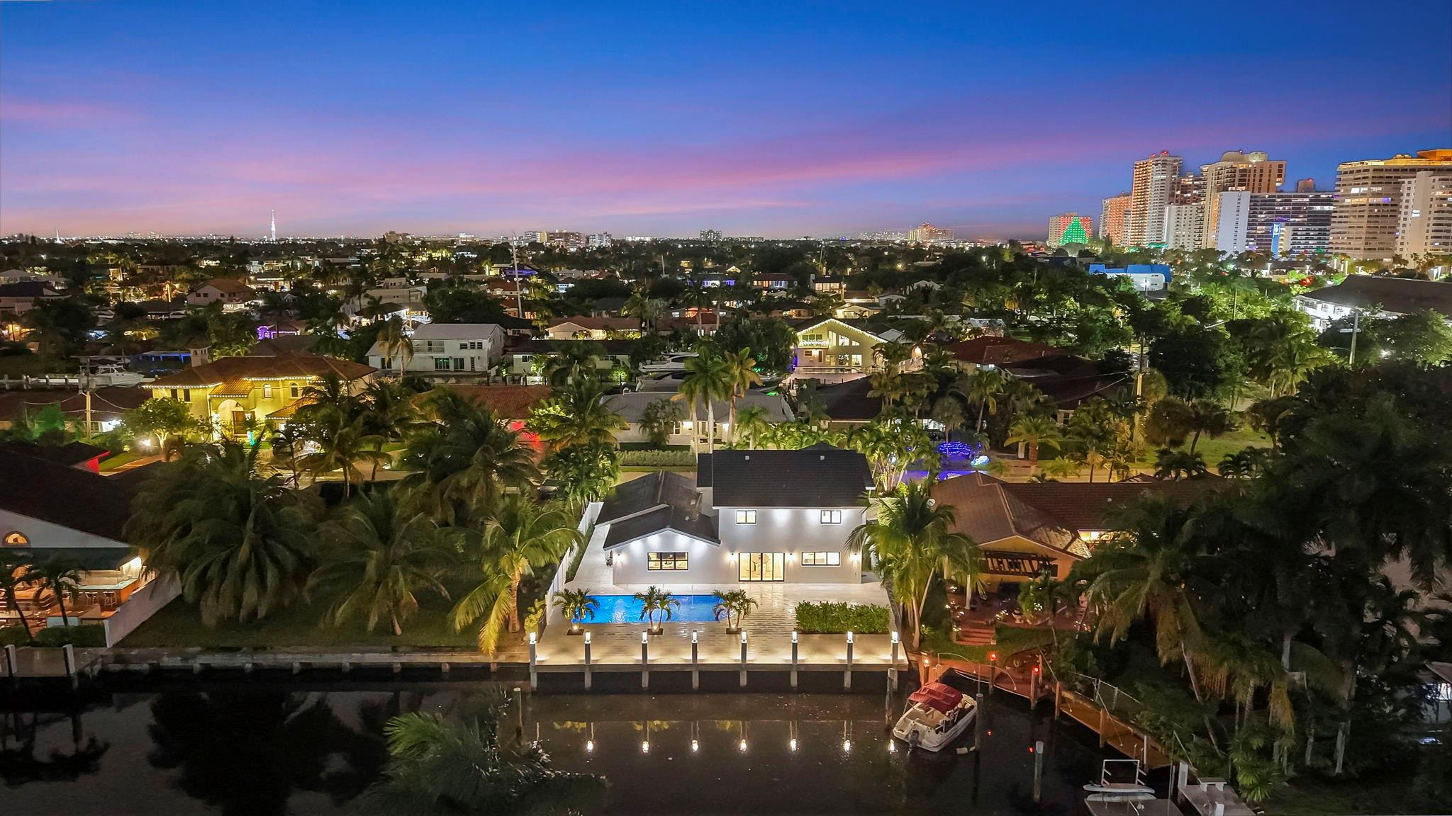BERMUDA-RIVIERA SUB OF GALT - Residential