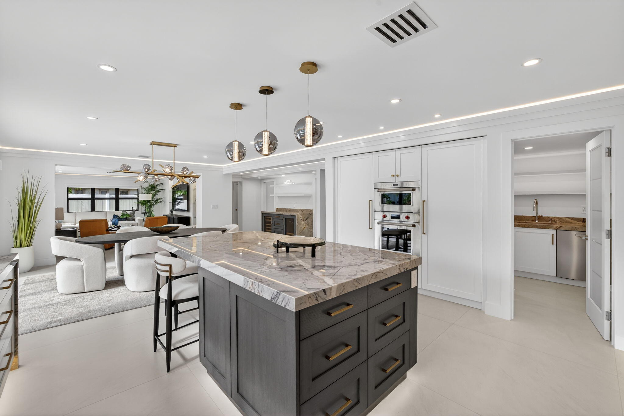 BERMUDA-RIVIERA SUB OF GALT - Residential