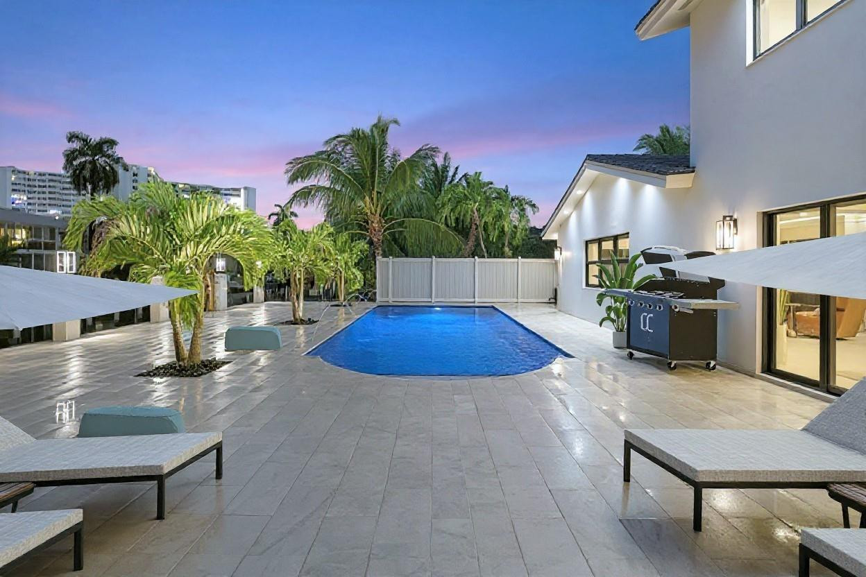 BERMUDA-RIVIERA SUB OF GALT - Residential