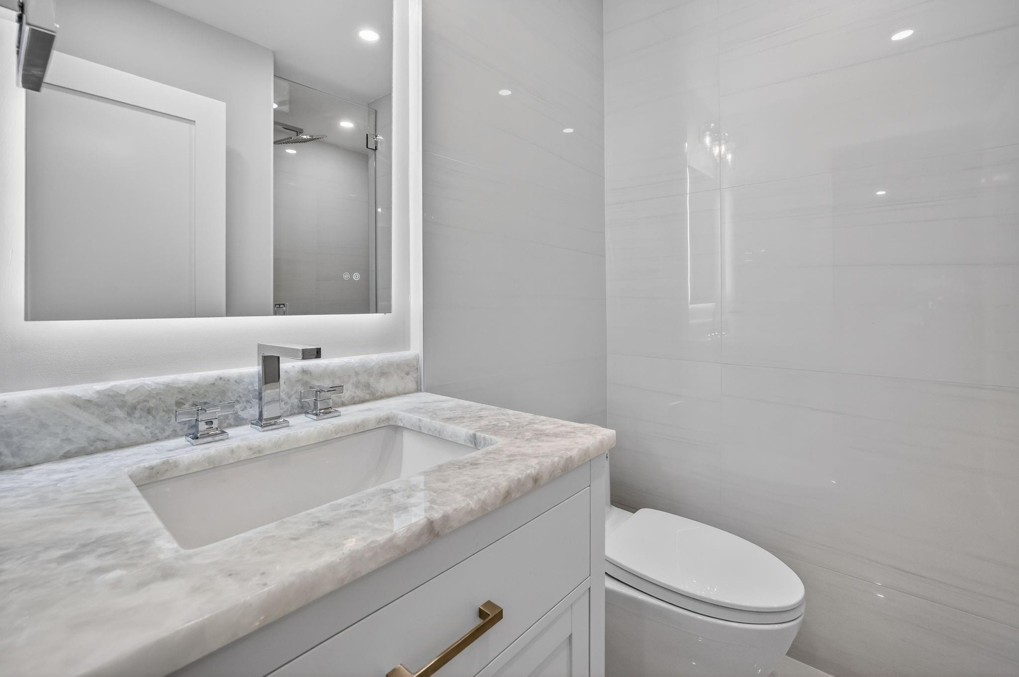 BERMUDA-RIVIERA SUB OF GALT - Residential