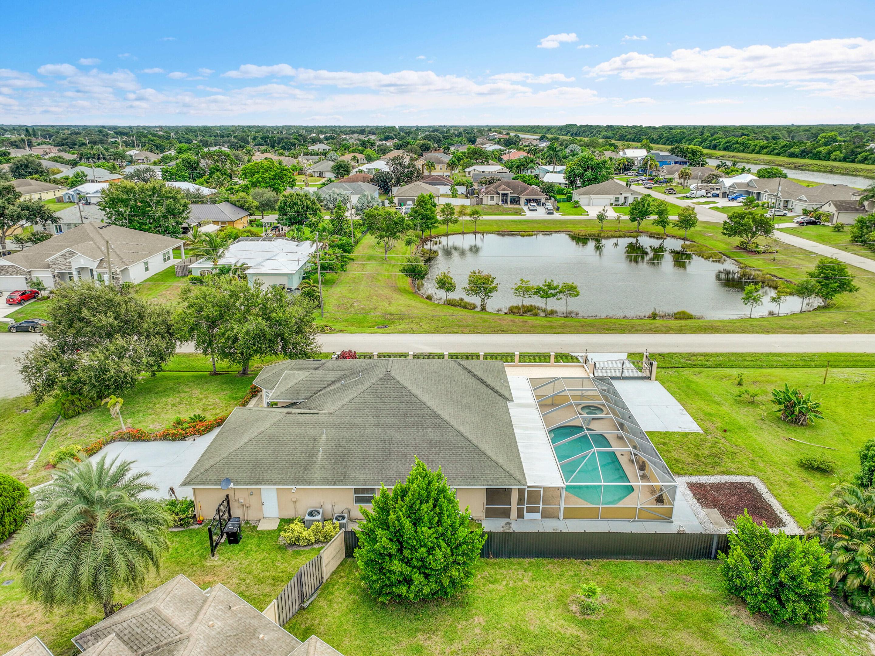 PORT ST LUCIE SECTION 33 - Residential