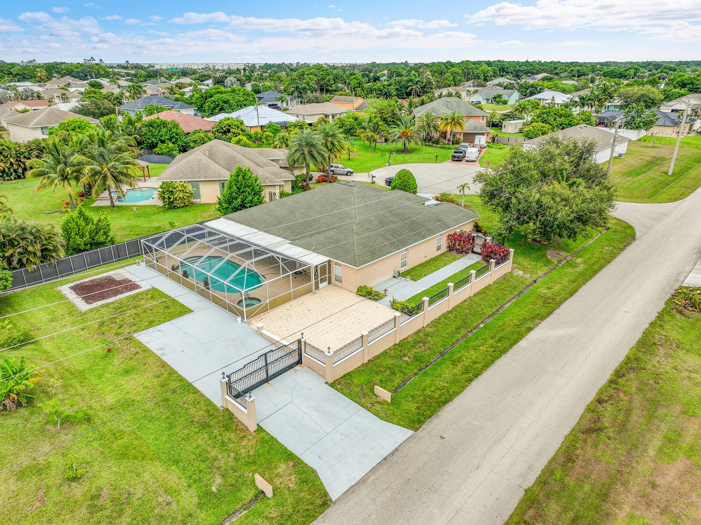 PORT ST LUCIE SECTION 33 - Residential