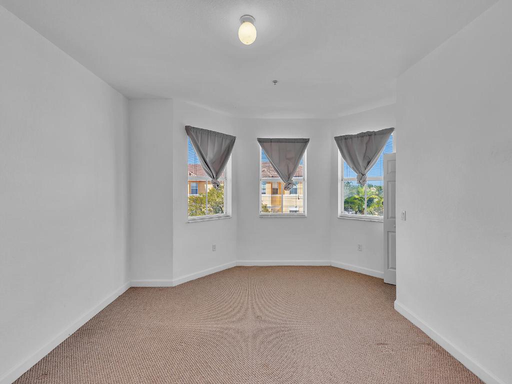 SHOMA TOWNHOMES AT ROYAL PALM BEACH CONDOMINIUM - Residential