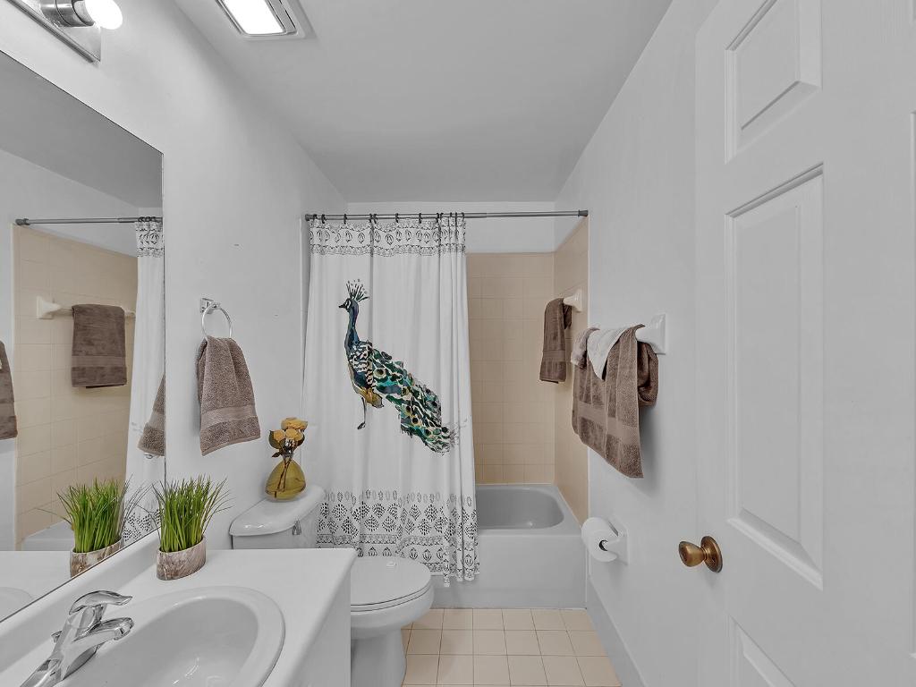 SHOMA TOWNHOMES AT ROYAL PALM BEACH CONDOMINIUM - Residential