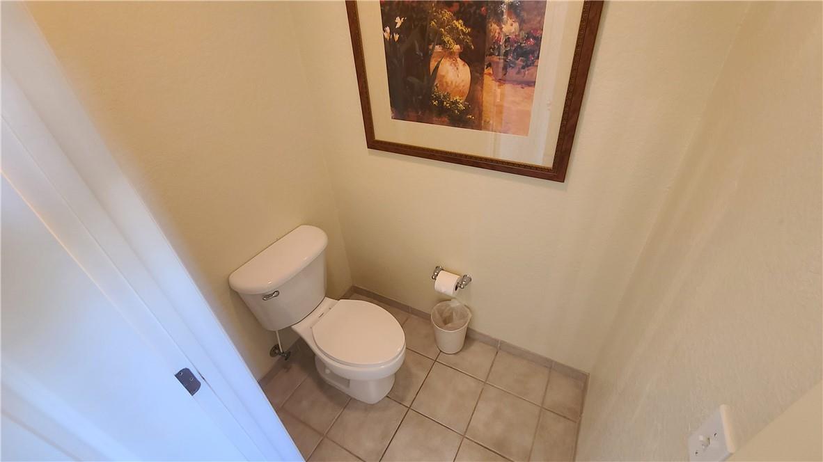LAKE BUENA VISTA RESIDENC - Residential