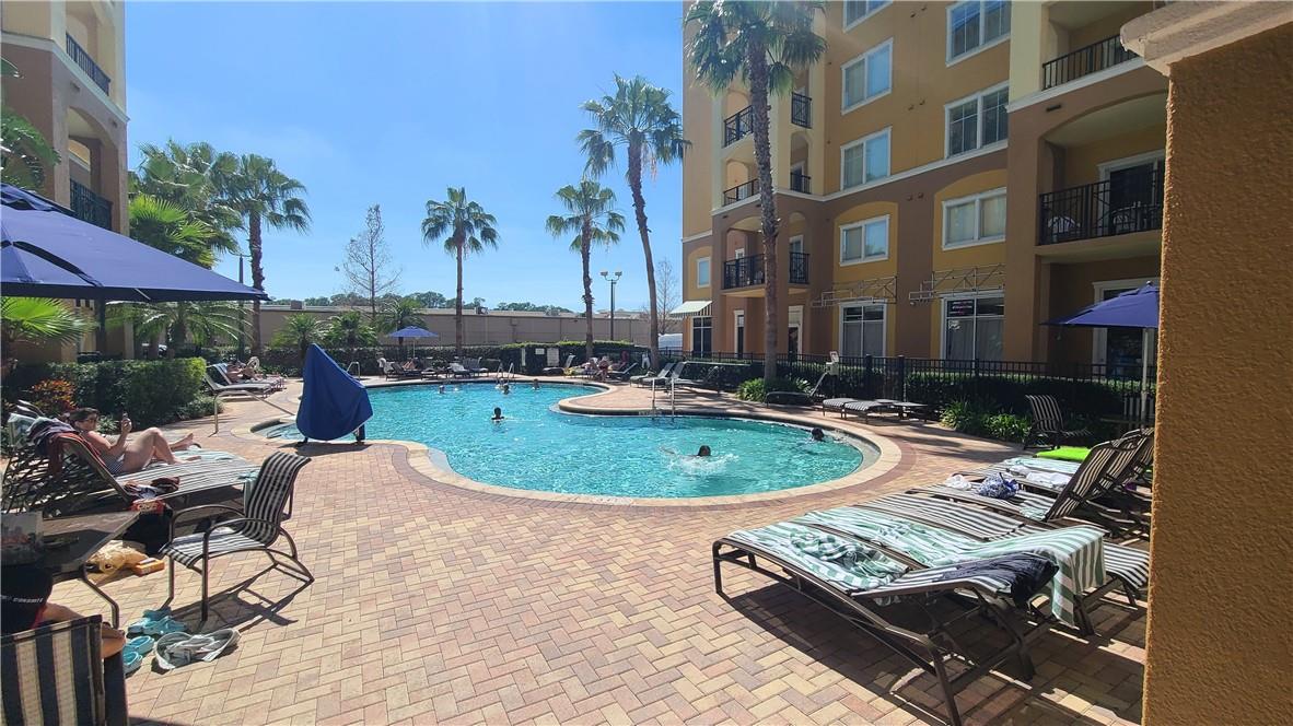 LAKE BUENA VISTA RESIDENC - Residential