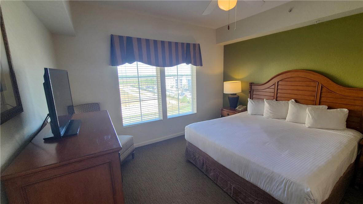 LAKE BUENA VISTA RESIDENC - Residential