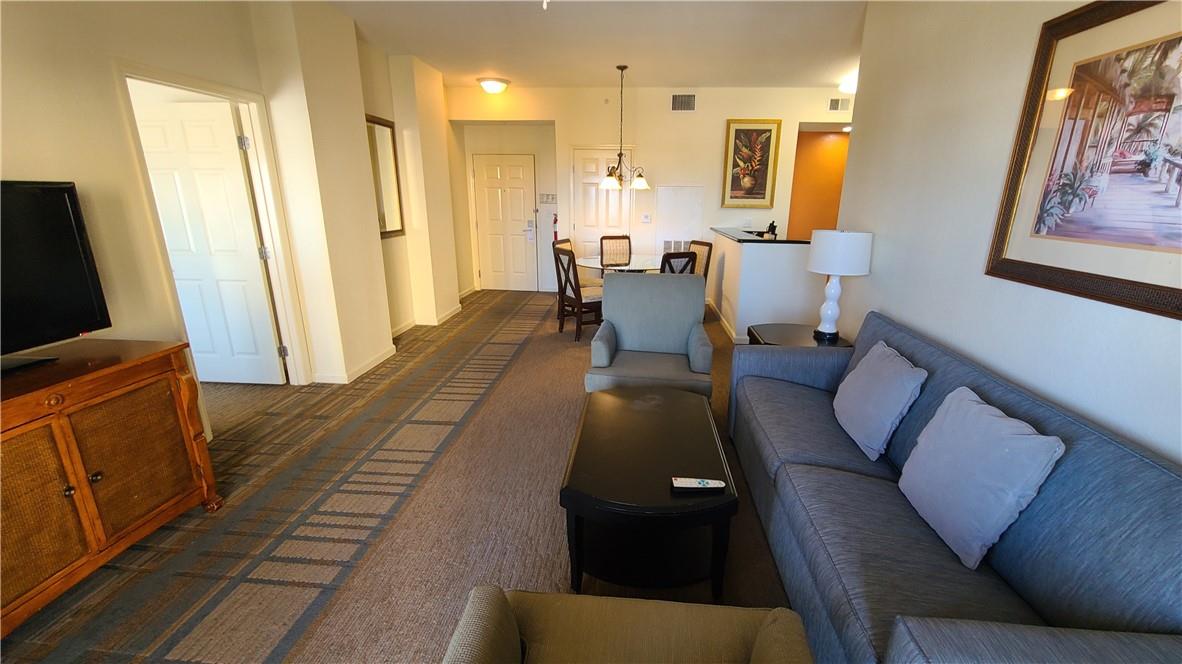 LAKE BUENA VISTA RESIDENC - Residential