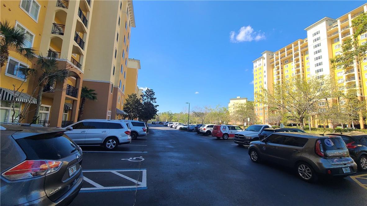 LAKE BUENA VISTA RESIDENC - Residential