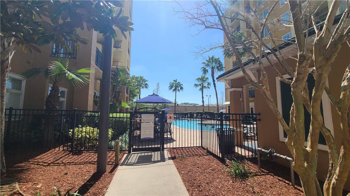 LAKE BUENA VISTA RESIDENC - Residential