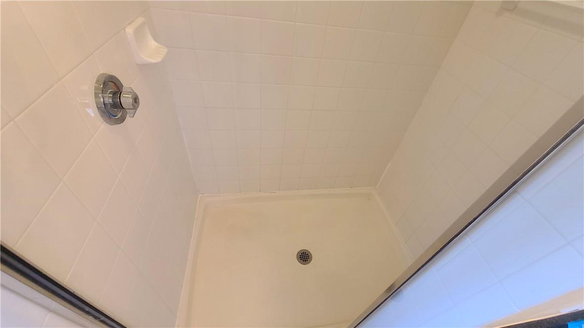 LAKE BUENA VISTA RESIDENC - Residential