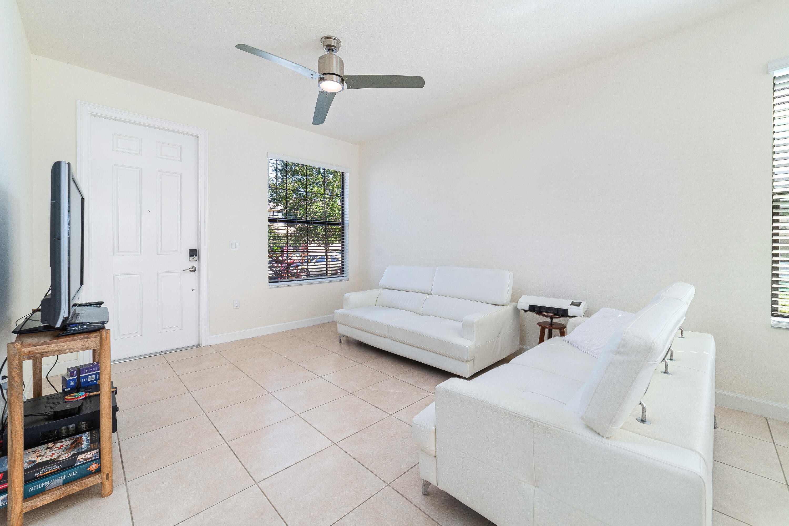 901 S Verona Trace Drive