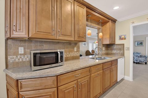 Tiny photo for 1709 SW 20th Street, Boynton Beach, FL 33426 (MLS # B26021636)