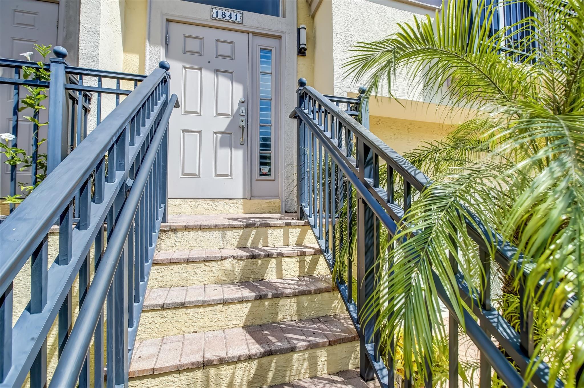 Villas at Coral Heights - Residential