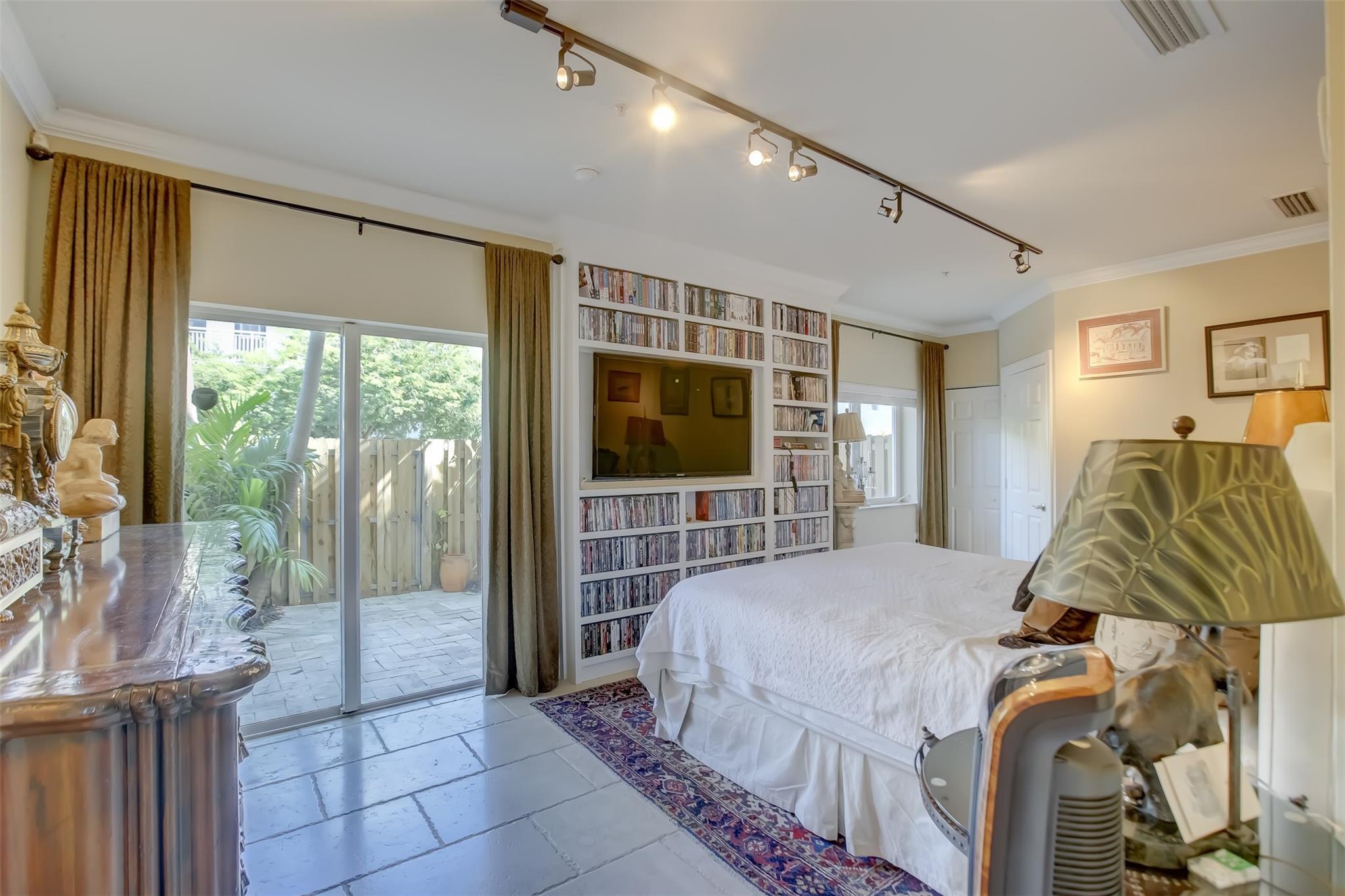 Villas at Coral Heights - Residential