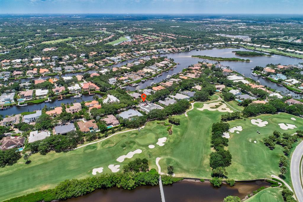 ADMIRALS COVE - Residential