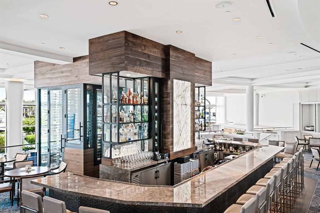 ADMIRALS COVE - Residential