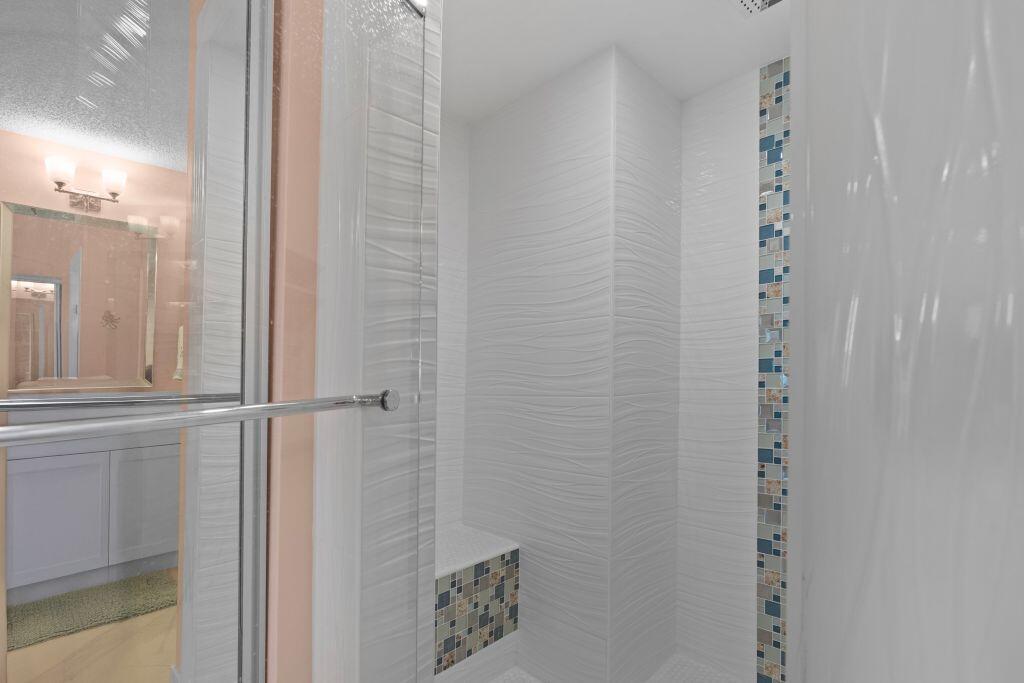 SEAQUAY CONDOMINIUM - Residential Lease