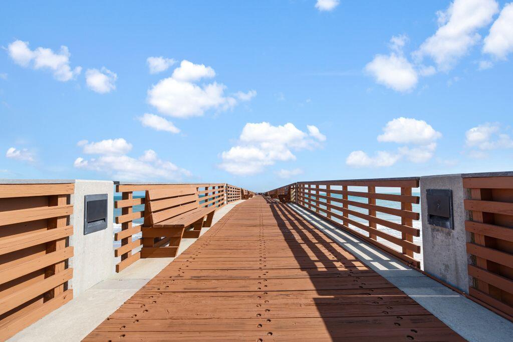 SEAQUAY CONDOMINIUM - Residential Lease