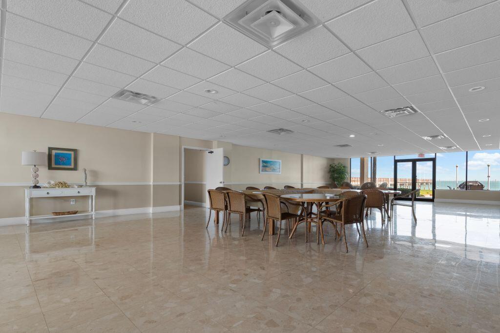 SEAQUAY CONDOMINIUM - Residential Lease