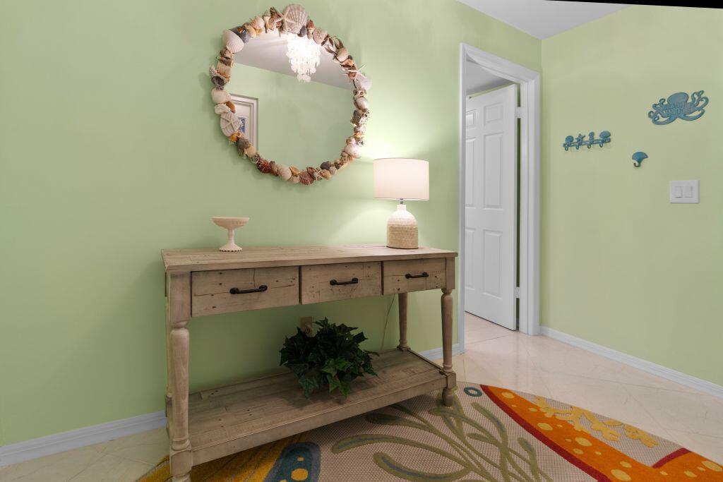 SEAQUAY CONDOMINIUM - Residential Lease