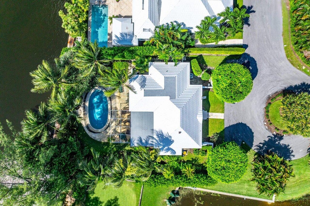 Photo of 1 Little Club Road, Gulf Stream, FL 33483 (MLS # R11035998)
