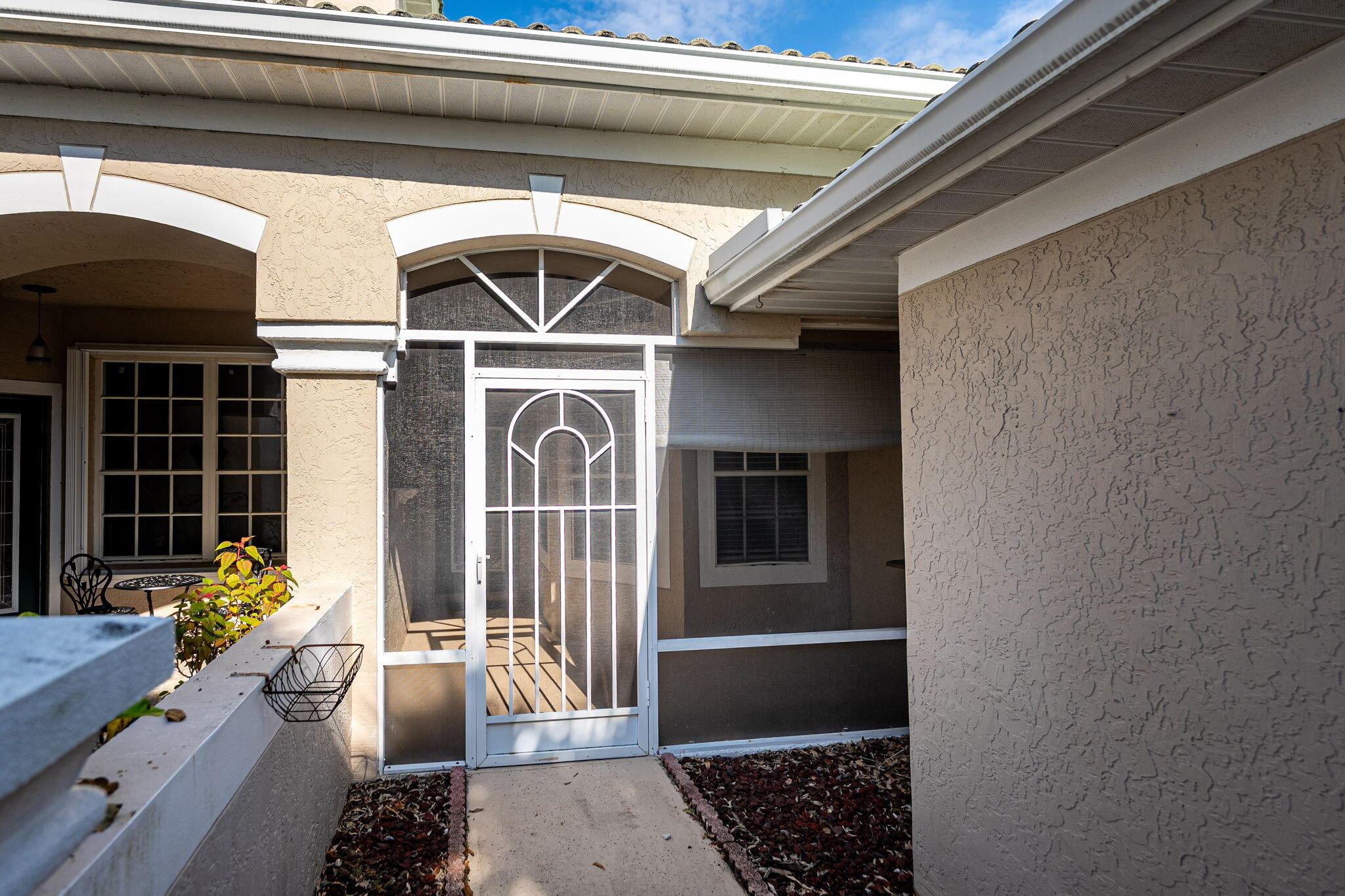 HARBOUR ISLES AT LAKE CHA - Residential