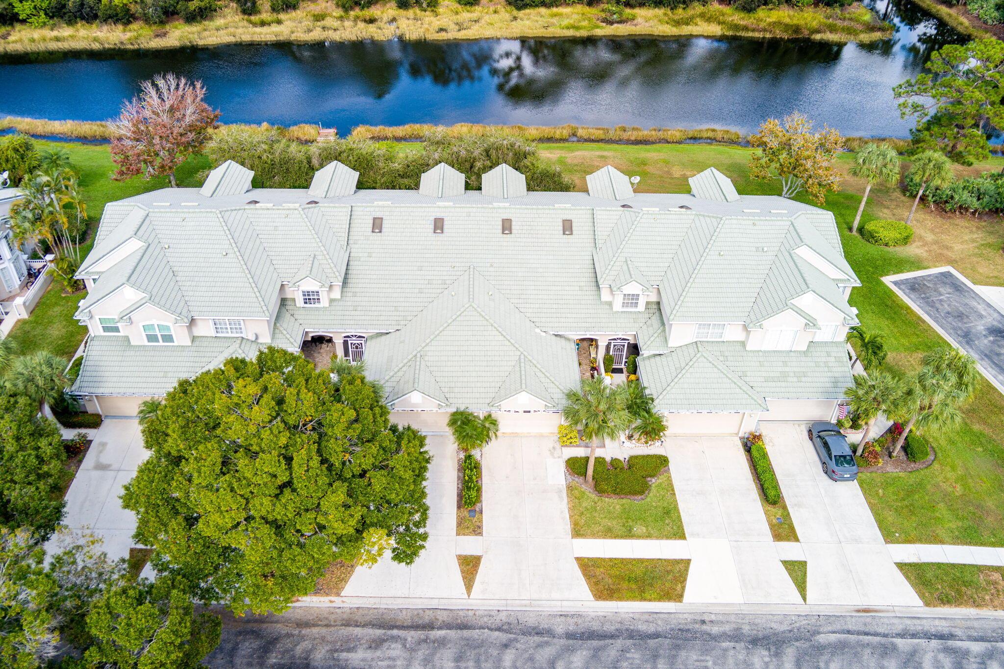 HARBOUR ISLES AT LAKE CHA - Residential