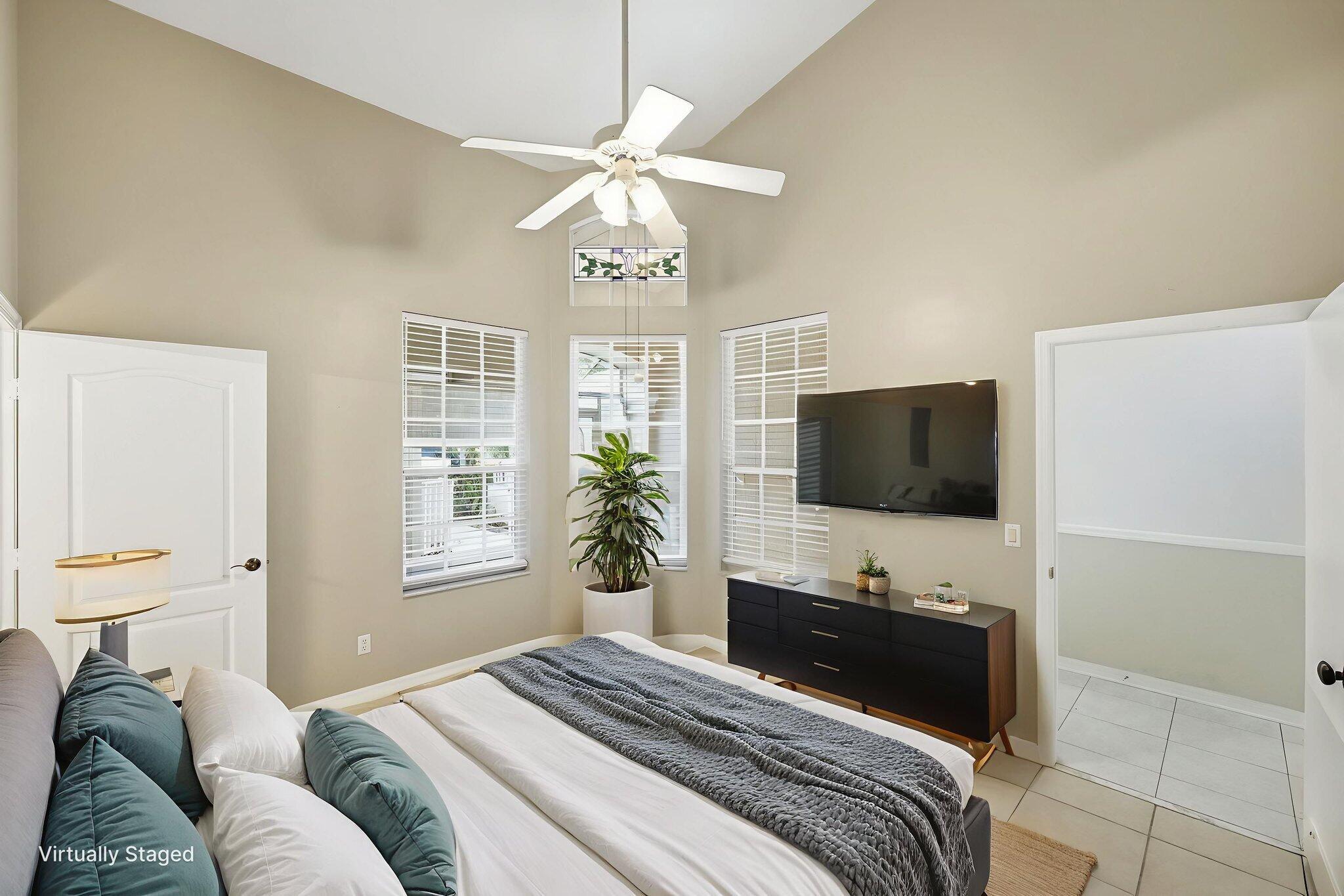 HARBOUR ISLES AT LAKE CHA - Residential