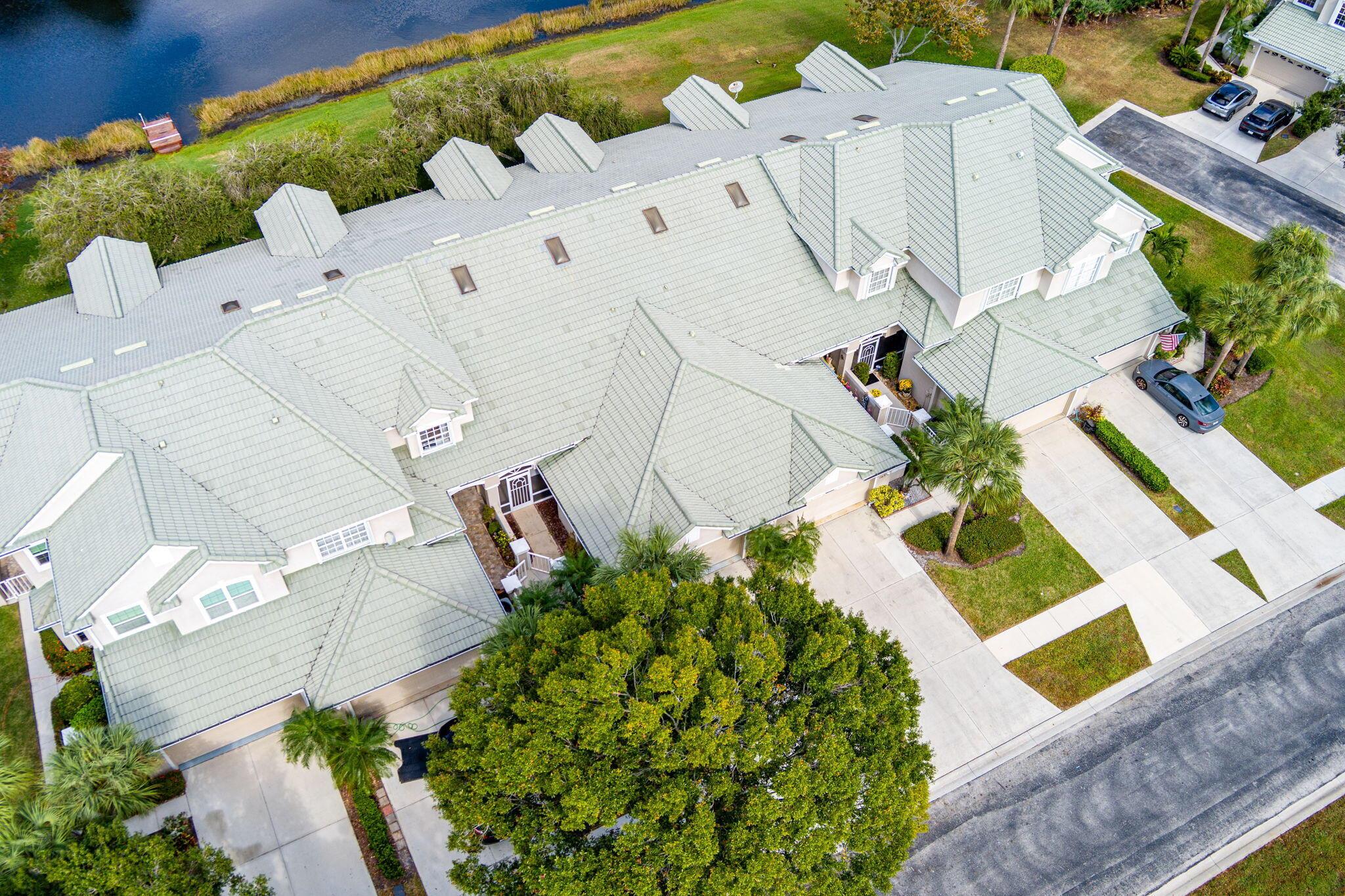 HARBOUR ISLES AT LAKE CHA - Residential